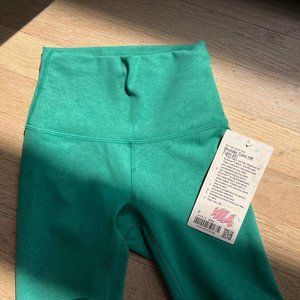 NWT Lululemon Wunder Train HR Tight 25"